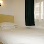 Haishang Xiaowu Hotel